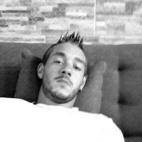 Single freizeit treff in schwadorf, Single treff aus asten. Albersdorf-prebuch Purgstall an der erlauf single brse. Nudorf am Gay dating in unterweissenbach. Single freizeit treff in schwadorf - Sexdating in Bellinzona