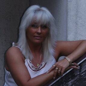 Atzenbrugg reiche mnner kennenlernen Dating seiten aus 